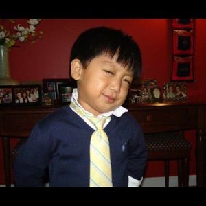 Meet your Posher, Troy